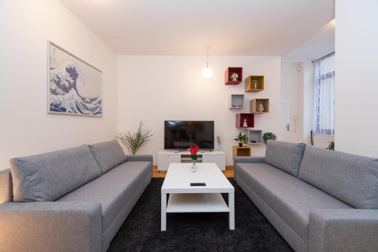 Luxury Apartment In The Center Of Prag Exterior foto