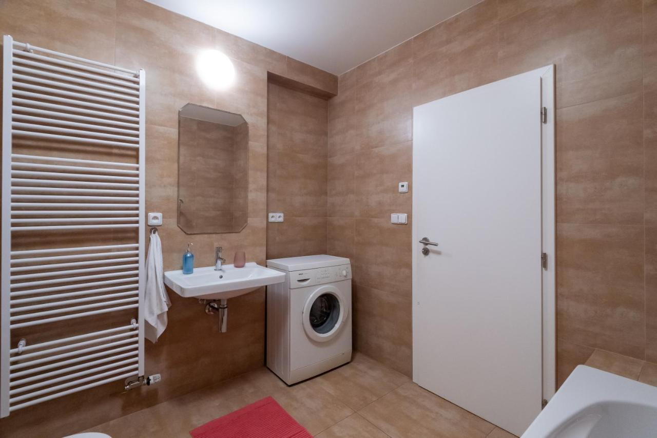 Luxury Apartment In The Center Of Prag Exterior foto
